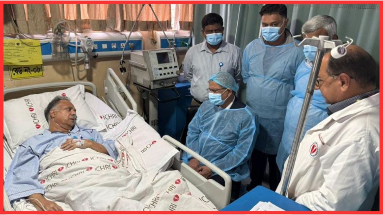 জ্বালানিমন্ত্রী ইকবাল হাসান মাহমুদকে দেখতে হাসপাতালে গেলেন র